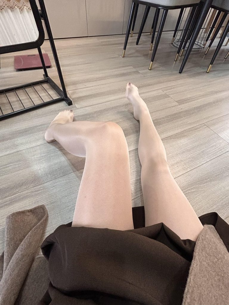 薄丝只能在室内穿了