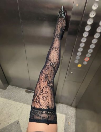 嘿嘿，没人发现
