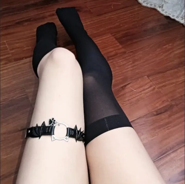 喏，送你了，拿去当屏保吧