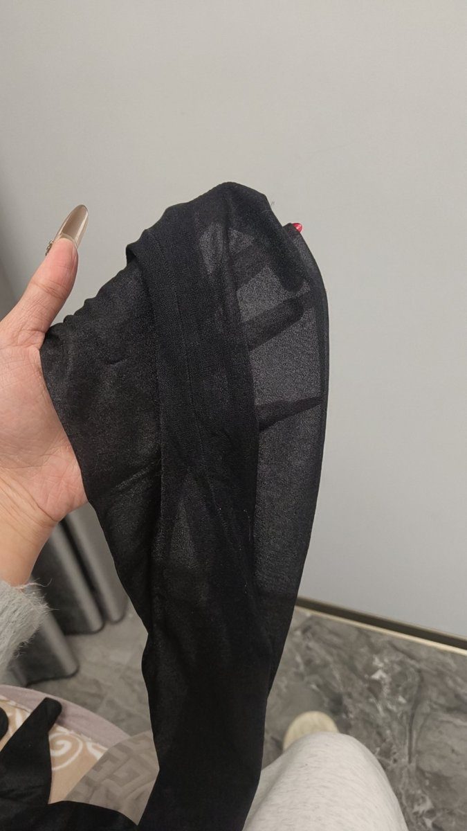 没有比我更喜欢黑丝的啦