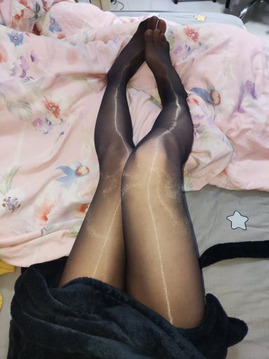 要求的3天，每天睡觉都穿着