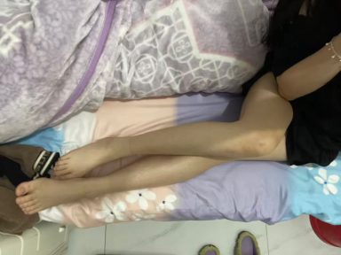 夏天把jio晒黑了